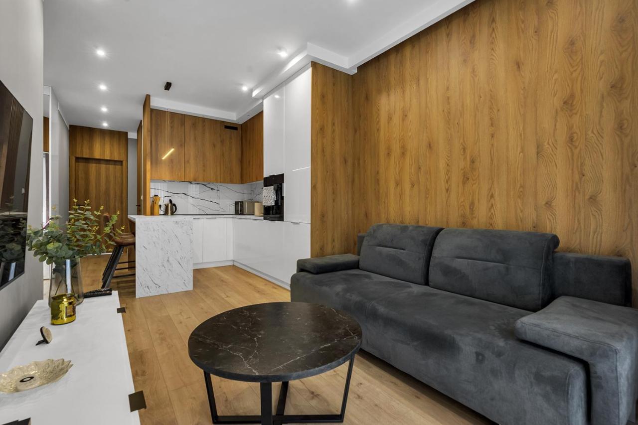 Lotnisko Chopina Modern Apartment Варшава Екстериор снимка